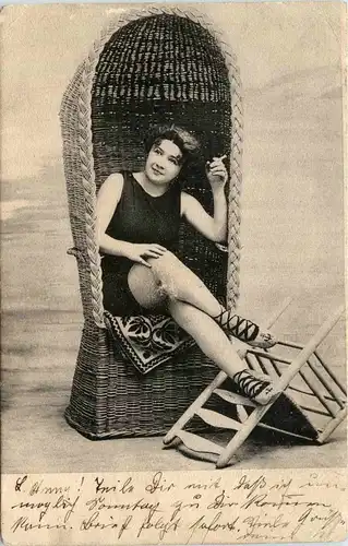 Frau Rauchen Baden -405438