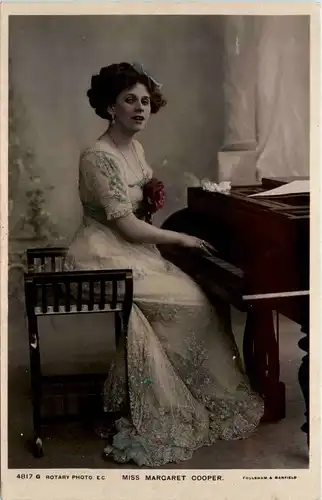 Miss Margaret cooper -405416