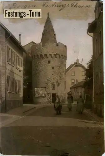 Frankfurt - Bergen - Festungsturm -405618