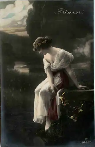 Frau - Träumerei -405390