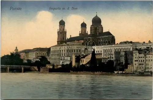 Passau/Bayern - Innpartie m.d. Dom -329412