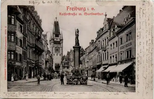 Freiburg i. Br./Baden-Württemberg - Kaiserstrasse mit Martinstor -329050