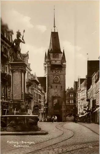 Freiburg i. Br./Baden-Württemberg - Martinstor -329102