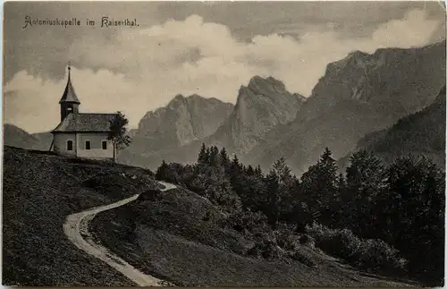 Kaisergebirge/Tirol und Umgebung - Antoniuskapelle im Kaisertal -333108