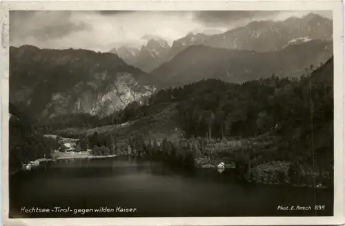 Kaisergebirge, Kufstein und Umgebung/Tirol - Hechtsee gegen wilden Kaiser -327398