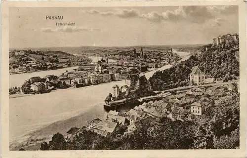 Passau, Bayern - Totalansicht -327826