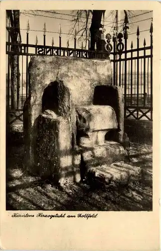 Herzogstuhl am Zollfeld in Kärnten -327642