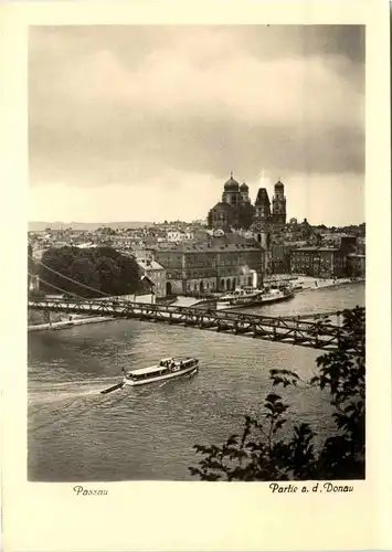 Passau, Bayern - Partie an der Donau -327784