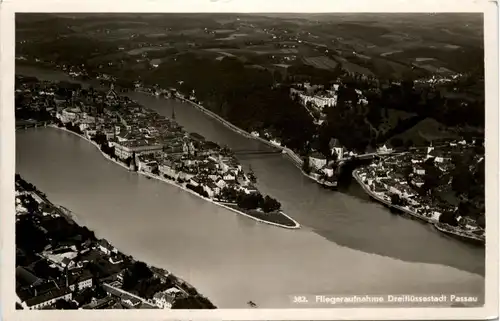 Passau/Bayern - Passau, Fliegeraufnahme Dreiflüssestadt -319336