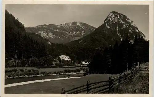 Admont/Gesäuse/Steiermark und Umgebung - Bahnhof und Hotel Gstatterboden mit Tamischbachturm u.Gstatterstein -335854