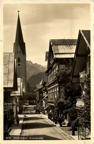 Oberstdorf, Kirchstrasse mit Hotel Löwen -319940