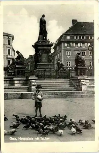 Graz/Steiermark und Umgebung - Hauptplatz mit Tauben -337076