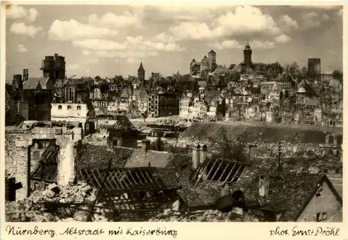 Nürnberg - Zerstörte Altstadt -285102