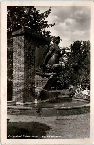 Ostseebad Eckerförde - Gefion Brunnen -409754