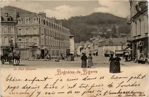 Bagneres de Bigorre - La Place Lafayette -410932