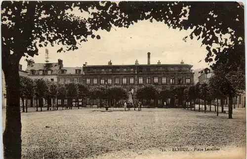 Elbeuf - Place Lecallier -411410