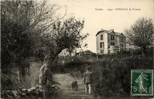 Evrunes - le Prieure -411182