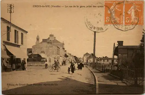 Croix de Vie - La rue de la gare -411116