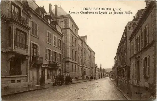 Lons le Saunier - Avenue Gambetta et Lycee - Jura -411388