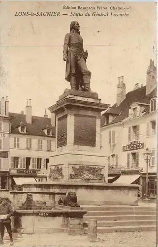 Lons le Saunier - Statue du General Lecourbe - Jura -411384