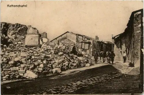 Hattonchatel - soldaten - Meuse - 55 -411644