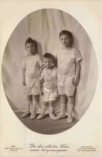 Die drei ältesten Söhne unseres Kronprinz -411800