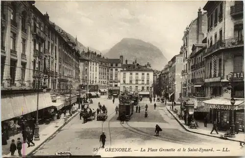 Grenoble - La Place Grenette -411396