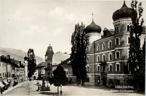 Lienz, Kaiser Josef Platz -352520