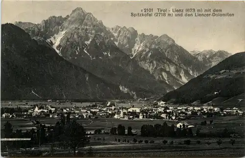 Lienz, mit Spitzkofel und den Lienzer Dolomiten -351848