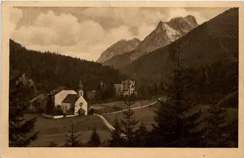 Achensee - Klösterl. heruogl. cob. Schloss u. die beiden Falken -325744