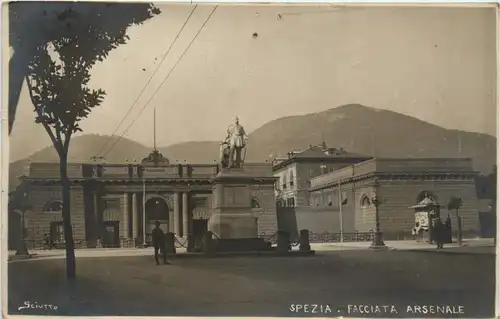 Spezia - Facciata Arsenale -72422