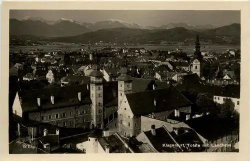 Klagenfurt , Totale mit Landhaus -353734