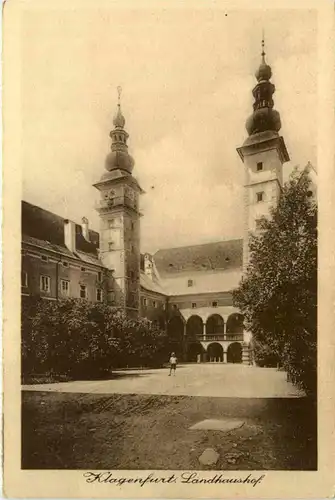 Klagenfurt Landhaushof -353732