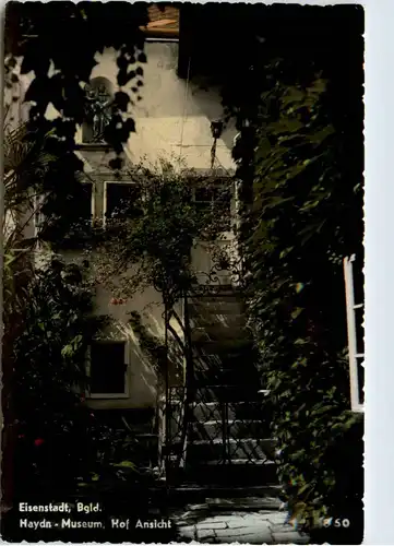 Freistadt Eisenstadt, Haydn-Museum Hof-Ansicht -354288