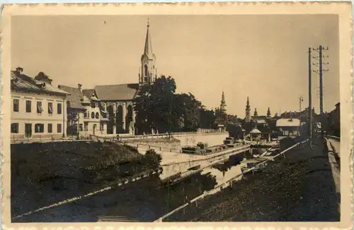 Klagenfurt, Lendkanal mit Kirche -354984