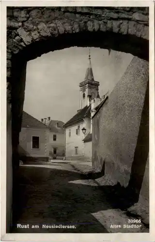 Freistadt Rust, altes Stadttor -354568