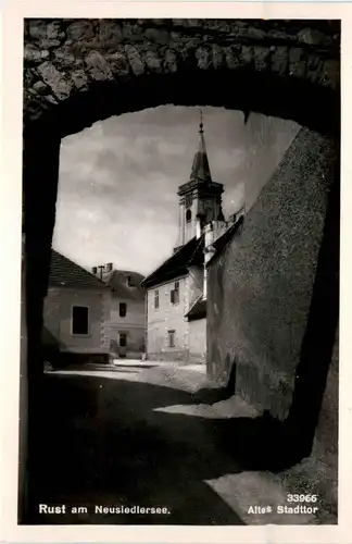 Freistadt Rust, altes Stadttor -354498