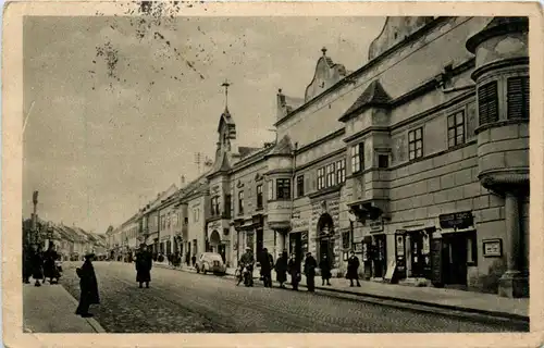 Eisenstadt, Hauptstrasse mit Rathaus -355152