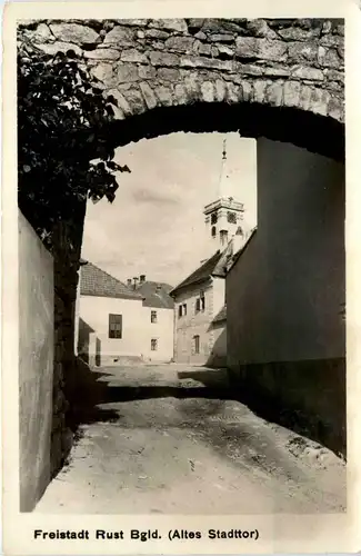 Freistadt Rust, altes Stadttor -354506