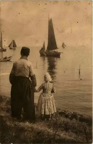 Volendam Op den uitijk -425234