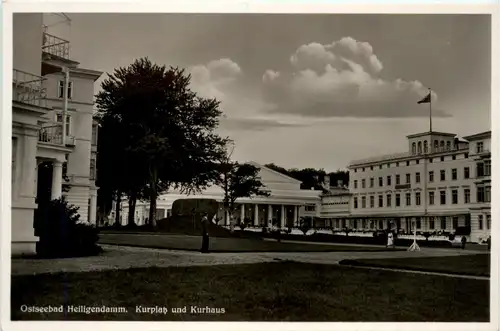 Ostseebad Heiligendamm - Kurplatz -426336