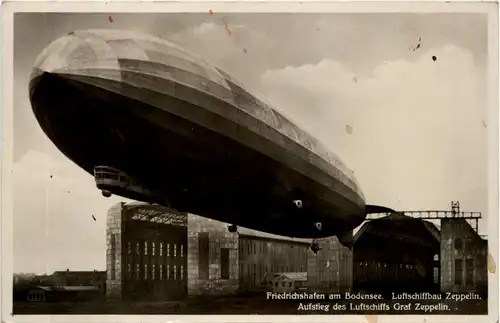 Friedrichshafen - Luftschiff Zeppelin -426318