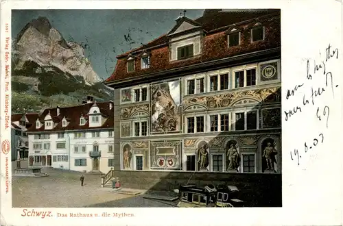 Schwyz - Rathaus mit Mythen -426894