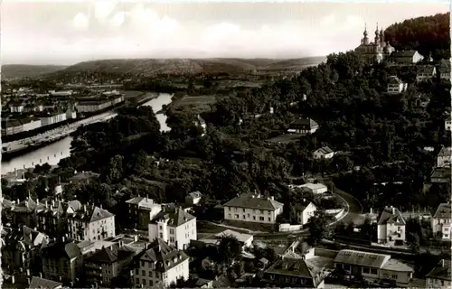 Würzburg, Blick von der Festung Marienberg zum Köppele in das Maintal -355568