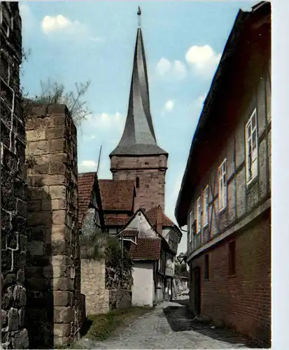 Duderstadt, Hinter der Mauer mit Blick auf Westerturm -355608