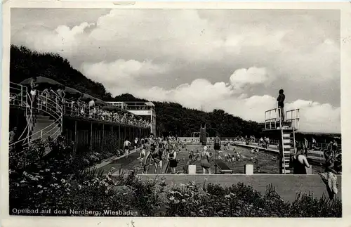 Wiesbaden - Opelbad -299226