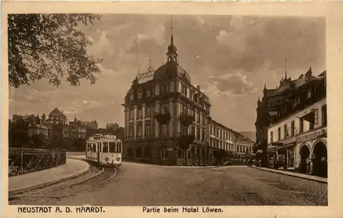 Neustadt Haardt - Partie beim Hotel Löwen - Strassenbahn -400010