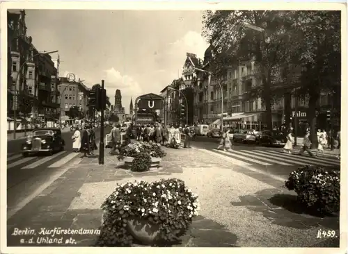 Berlin - Kurfürstendamm an der Uhland Strasse -76094