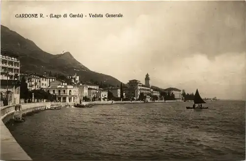 Gardone - Veduta Generale -74968