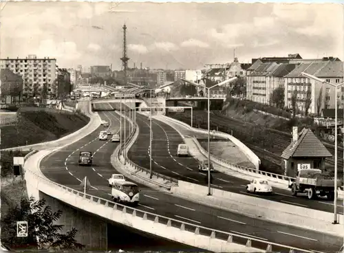 Berlin - Stadt-Autobahn -76102